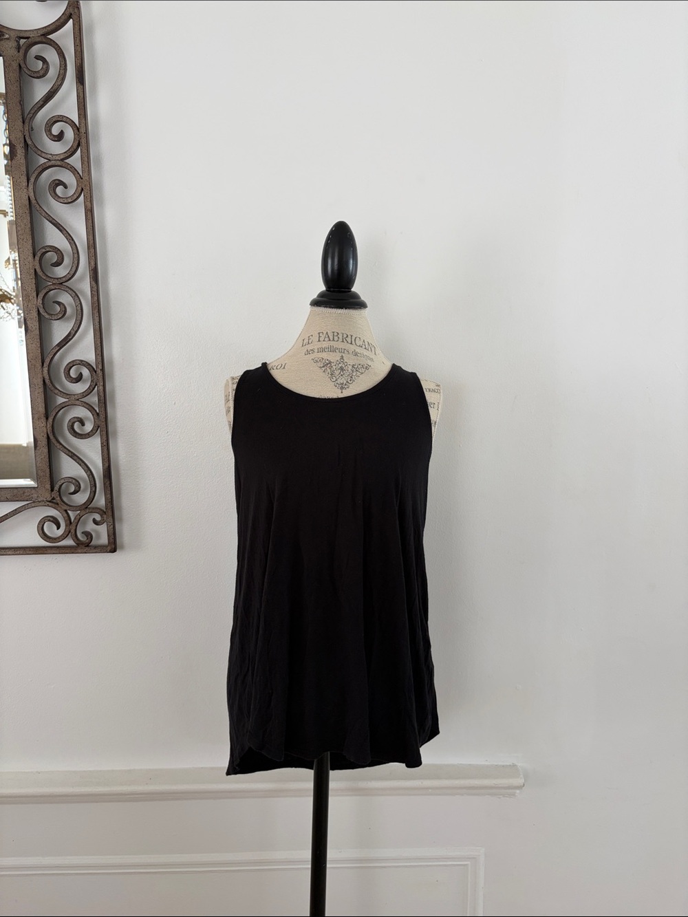 Old Navy Black Sleeveless Tank Top